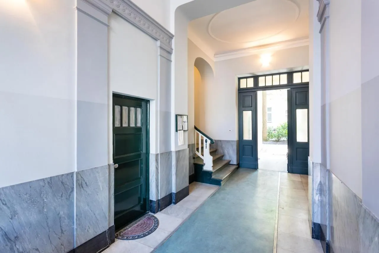 Apartment The Duesseldorfer, 1 Bedroom 1 Living Room Up To 4 People Berlin
